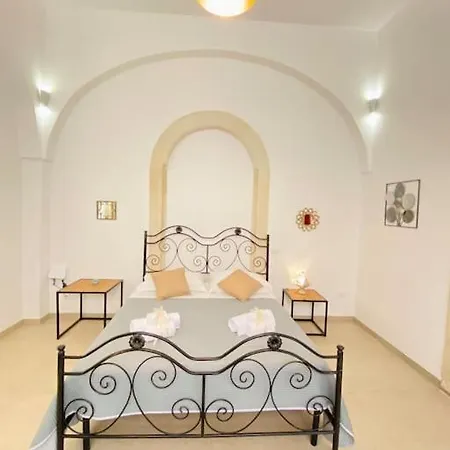 Dimora Al Convitto Palmieri Appartamento *